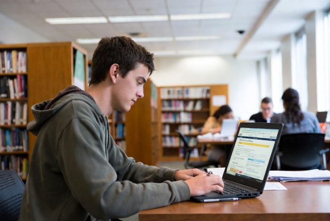 Federal Pell Grants Explained: Who Qualifies and How to Apply